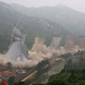 鑾(luan)辮姕(zi)鍙戠(zhi)數(shù)(shu)鍘傛(yong)按濉旂垎(he)鐮存媶闄(yao)ゅ伐紼(fu)?